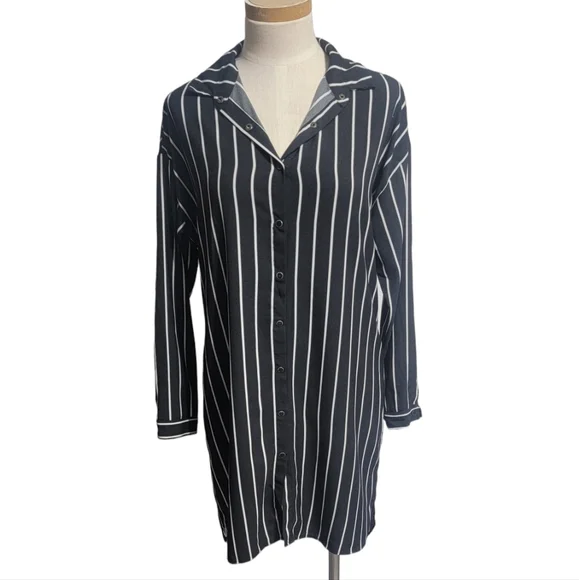 LOONEY TUNES* Striped Shirt - Picture 3 of 4